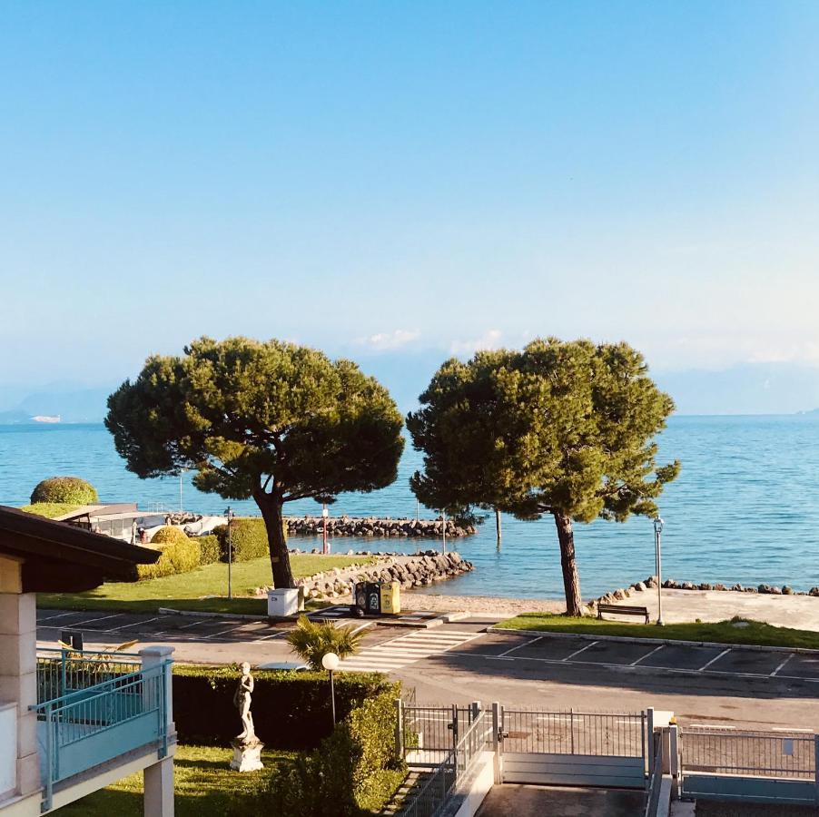 Casa Caterina Lake View Holidays Apartments 페스키에라델가르다 외부 사진