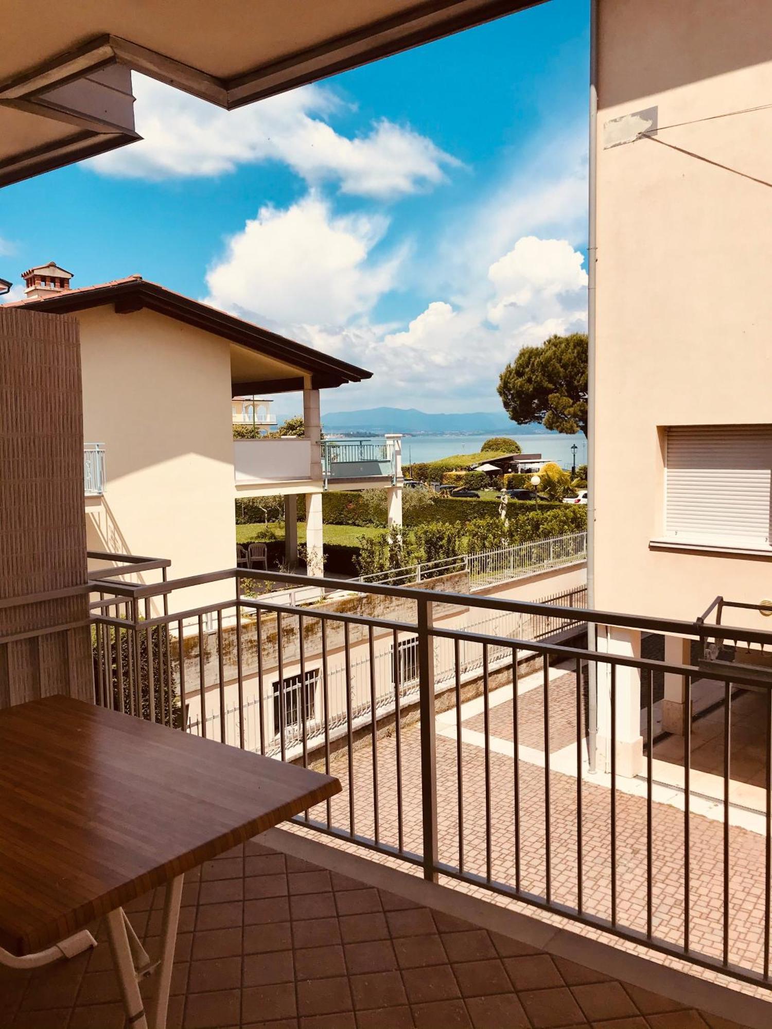 Casa Caterina Lake View Holidays Apartments 페스키에라델가르다 객실 사진